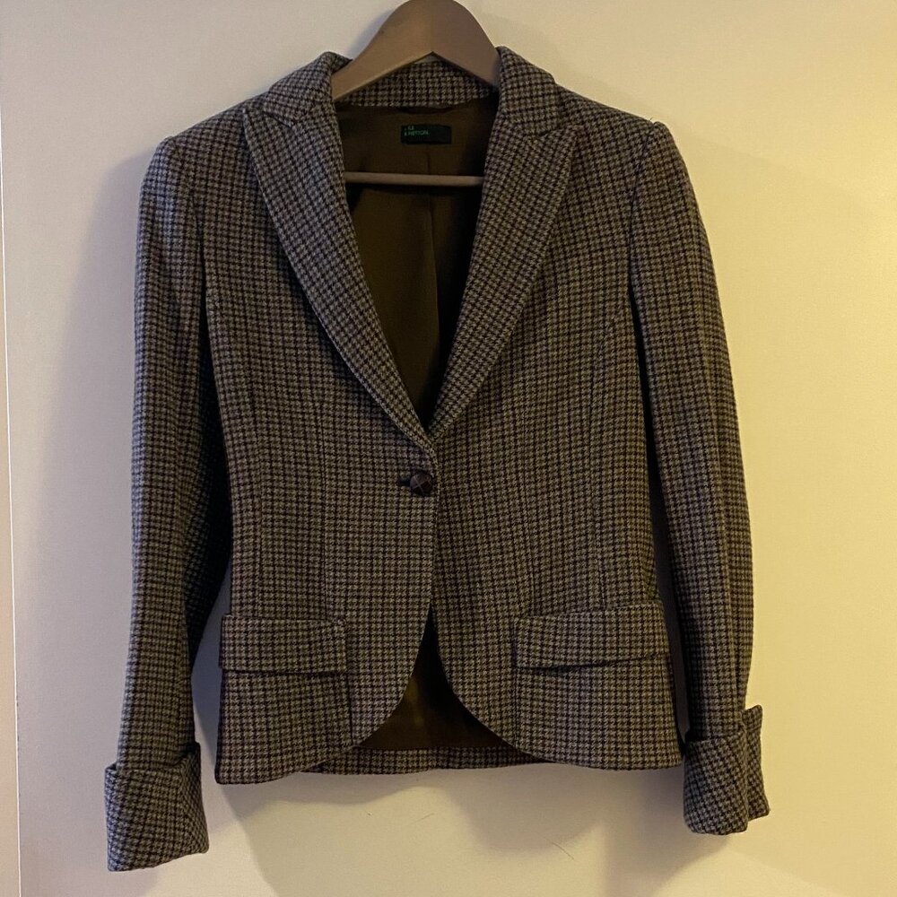 Benetton wool-blend, houndstooth blazer. About a decade old, but lightly worn